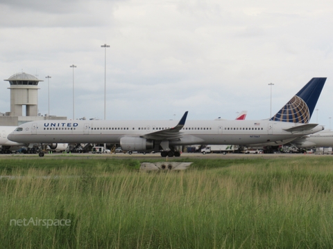 United Airlines Boeing 757-33N (N77867) at  Orlando - International (McCoy), United States