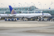 United Airlines Boeing 757-33N (N77867) at  Chicago - O'Hare International, United States