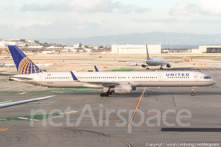 United Airlines Boeing 757-33N (N77867) | Photo 426883