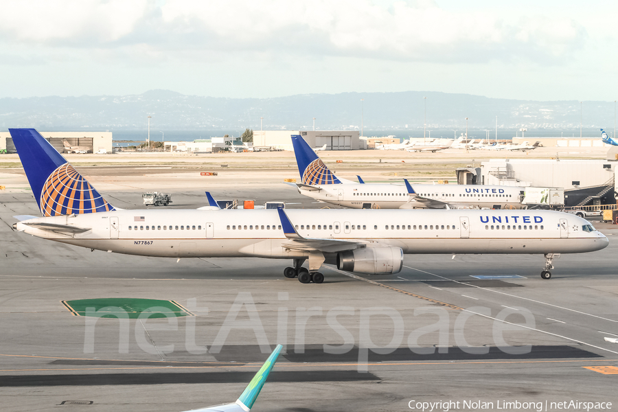 United Airlines Boeing 757-33N (N77867) | Photo 426885