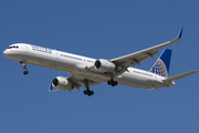 United Airlines Boeing 757-33N (N77871) at  Houston - George Bush Intercontinental, United States