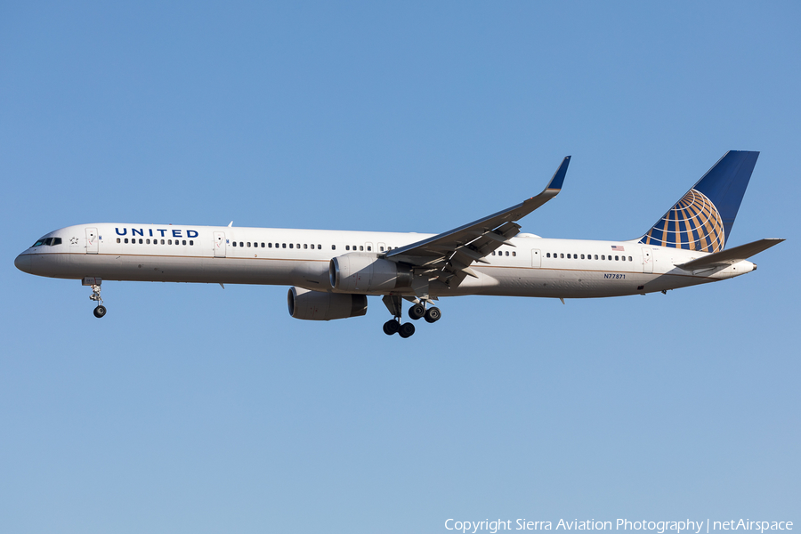 United Airlines Boeing 757-33N (N77871) | Photo 387172