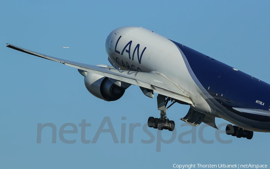 LAN Cargo Boeing 777-F16 (N778LA) | Photo 202285