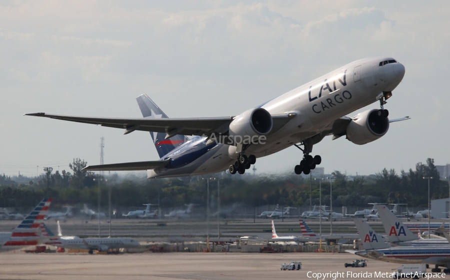 LAN Cargo Boeing 777-F16 (N778LA) | Photo 295930