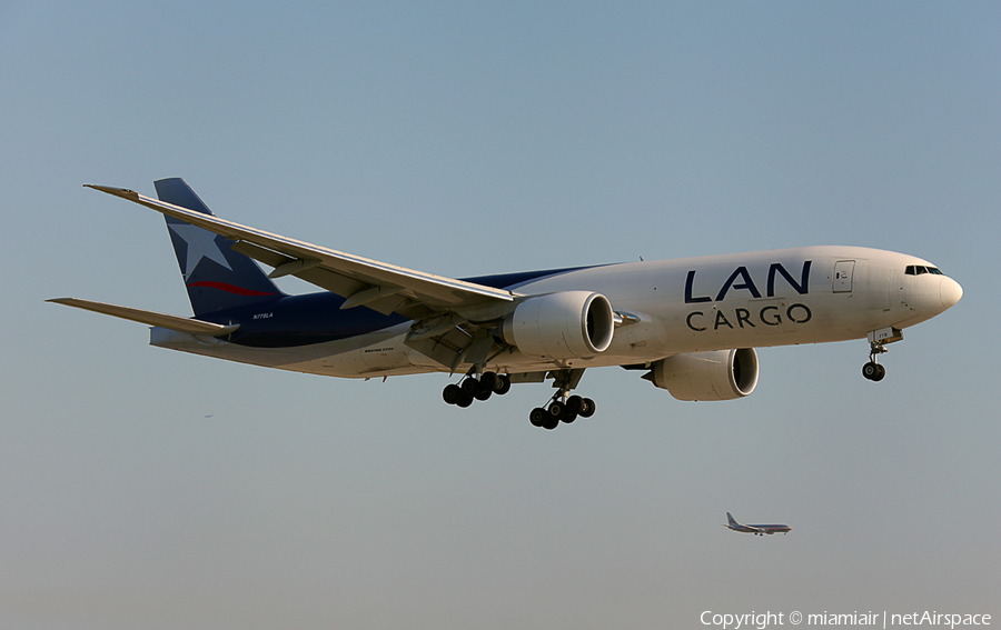 LAN Cargo Boeing 777-F16 (N778LA) | Photo 48111