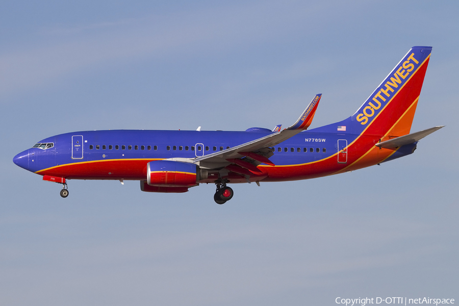 Southwest Airlines Boeing 737-7H4 (N778SW) | Photo 425742