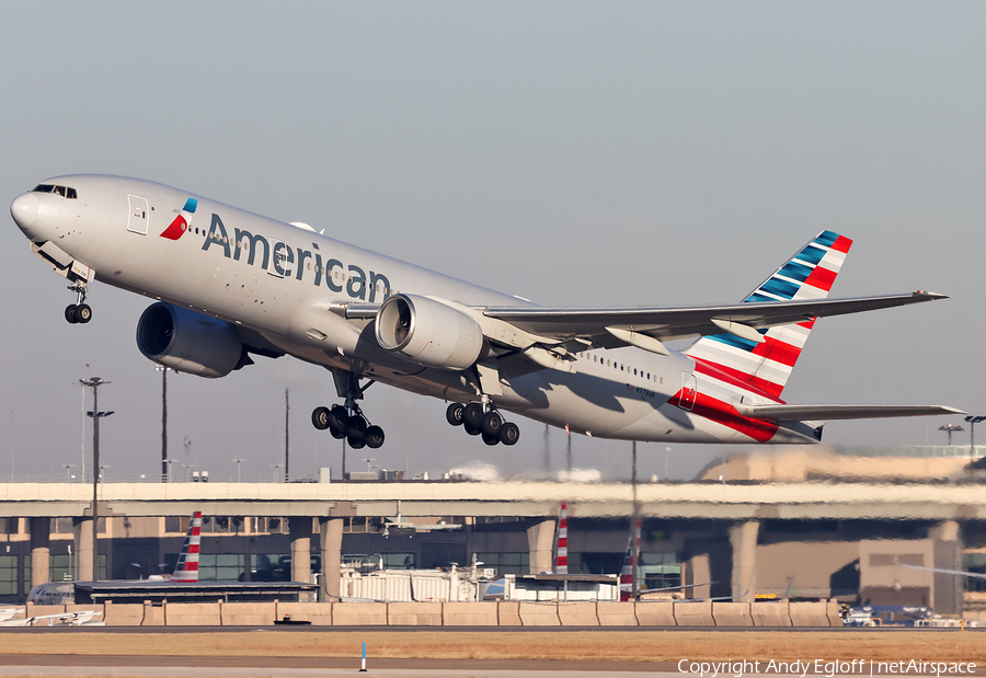 American Airlines Boeing 777-223(ER) (N779AN) | Photo 422444