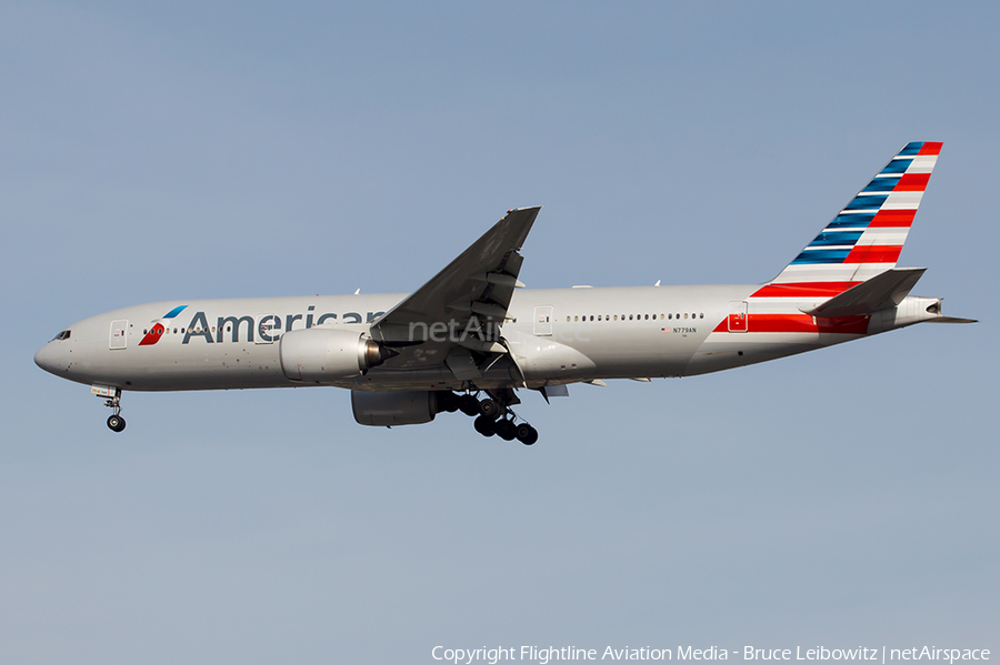 American Airlines Boeing 777-223(ER) (N779AN) | Photo 99456