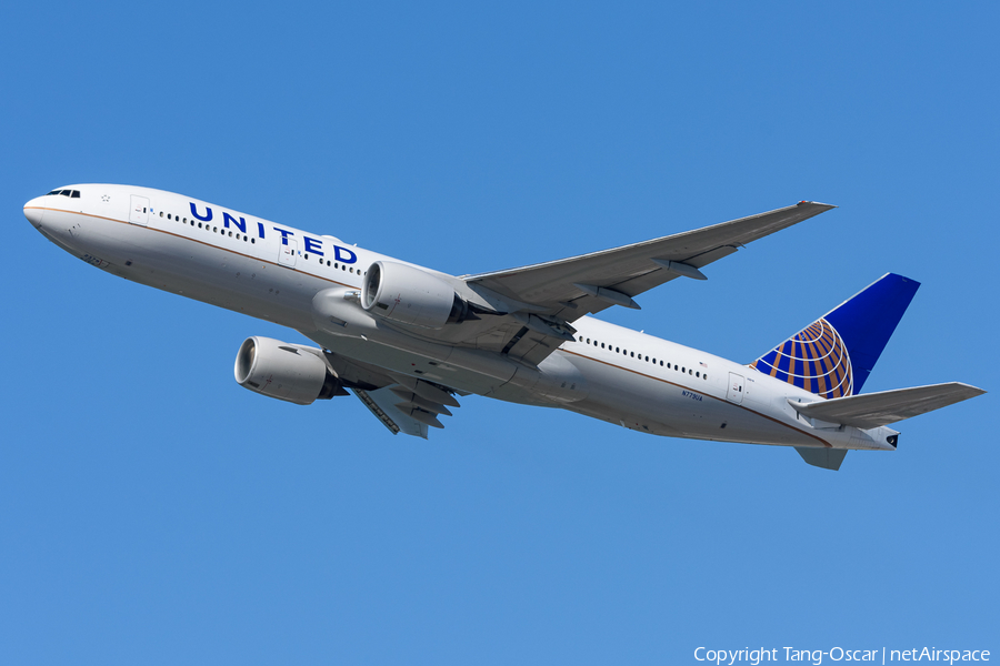 United Airlines Boeing 777-222(ER) (N779UA) | Photo 389079