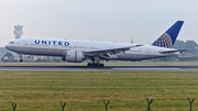 United Airlines Boeing 777-224(ER) (N78002) at  Brussels - International, Belgium