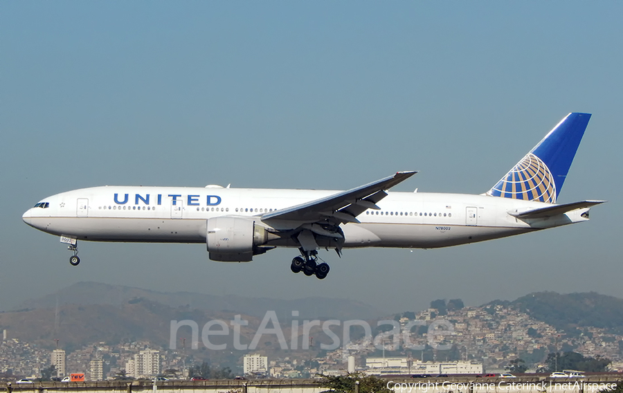 United Airlines Boeing 777-224(ER) (N78002) | Photo 333847