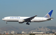 United Airlines Boeing 777-224(ER) (N78002) at  Rio De Janeiro - Galeao - Antonio Carlos Jobim International, Brazil