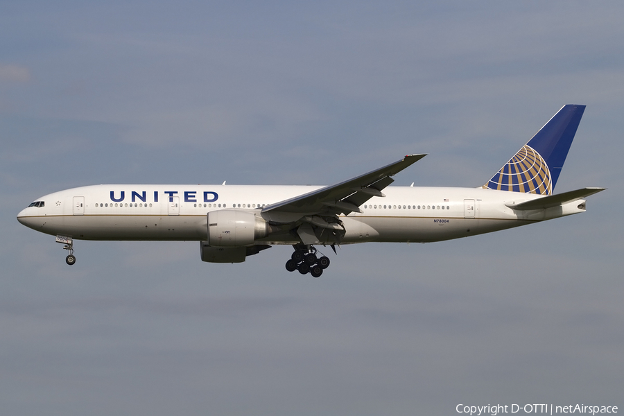 United Airlines Boeing 777-224(ER) (N78004) | Photo 419464