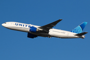 United Airlines Boeing 777-224(ER) (N78005) at  London - Heathrow, United Kingdom