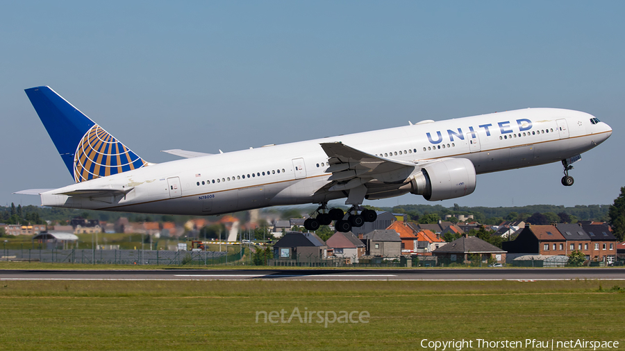 United Airlines Boeing 777-224(ER) (N78008) | Photo 204012