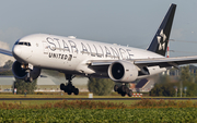 United Airlines Boeing 777-224(ER) (N78017) at  Amsterdam - Schiphol, Netherlands