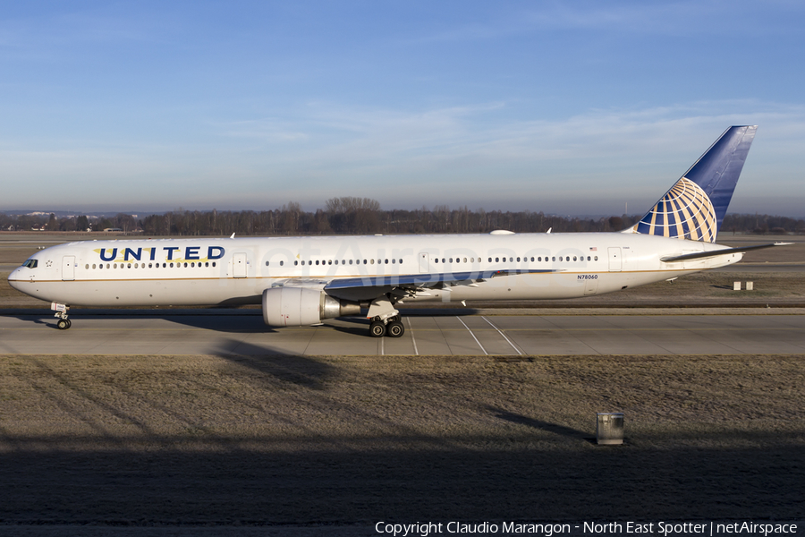 Continental Airlines Boeing 767-424(ER) (N78060) | Photo 97317