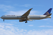United Airlines Boeing 767-424(ER) (N78060) at  Barcelona - El Prat, Spain