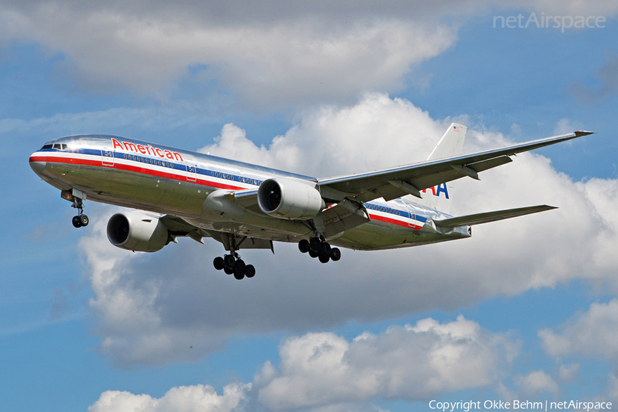 American Airlines Boeing 777-223(ER) (N780AN) | Photo 41721