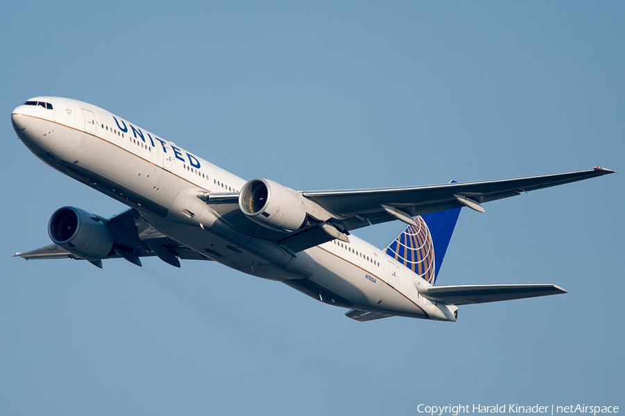 United Airlines Boeing 777-222 (N780UA) | Photo 298534