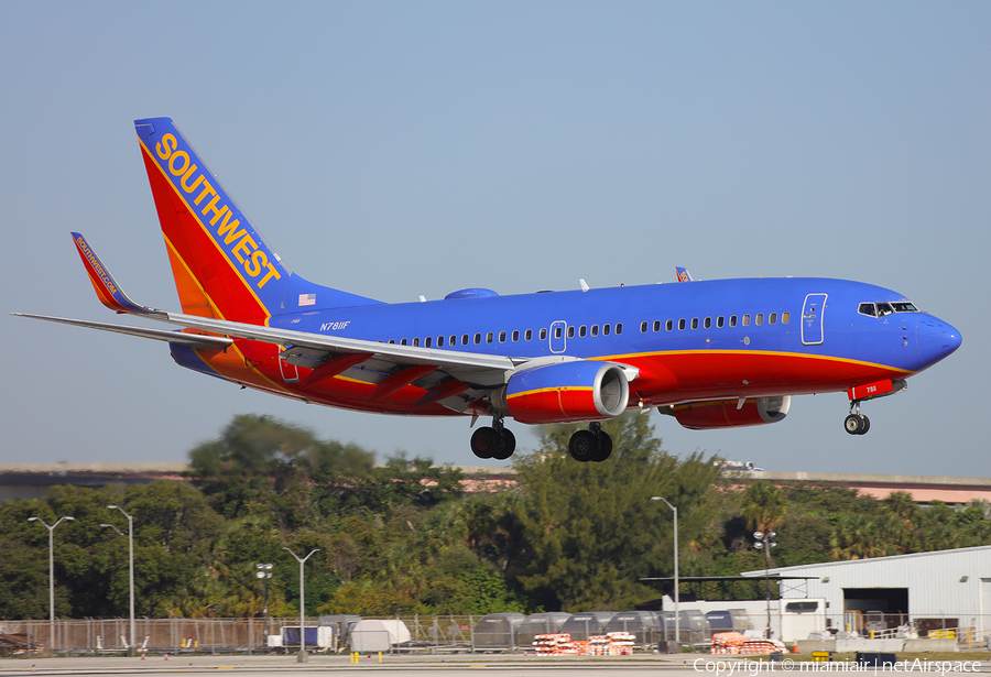 Southwest Airlines Boeing 737-76N (N7811F) | Photo 146284