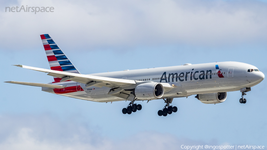 American Airlines Boeing 777-223(ER) (N781AN) | Photo 503762