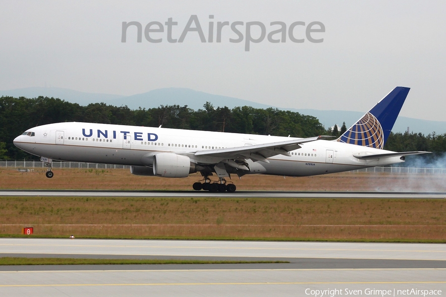 United Airlines Boeing 777-222 (N781UA) | Photo 28572