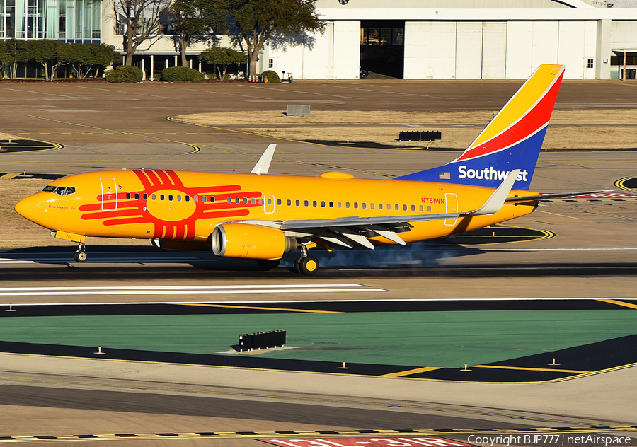 Southwest Airlines Boeing 737-7H4 (N781WN) | Photo 290832