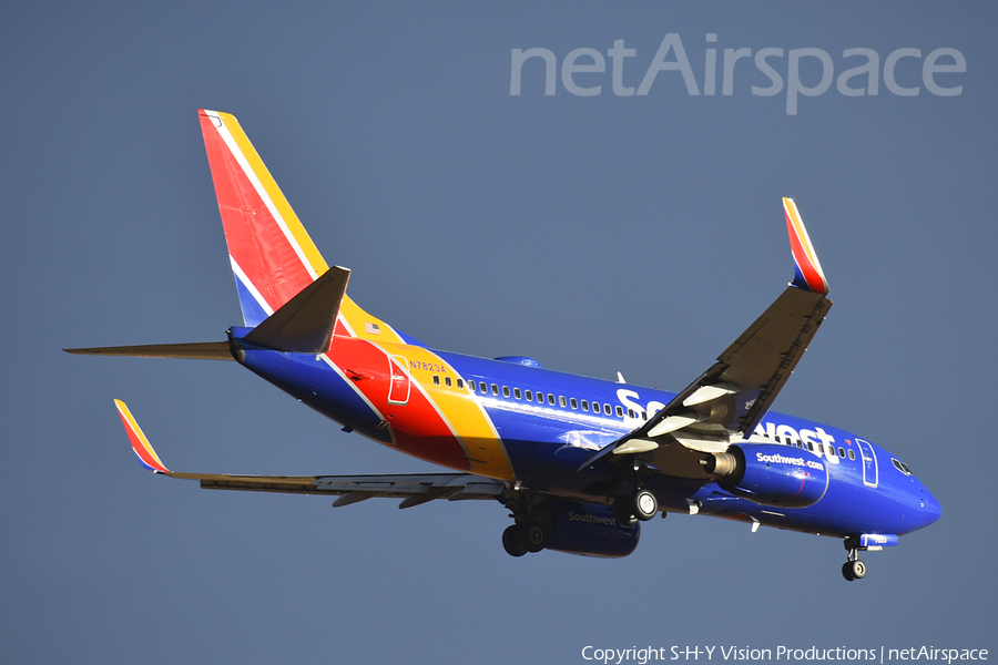 Southwest Airlines Boeing 737-7CT (N7823A) | Photo 135078