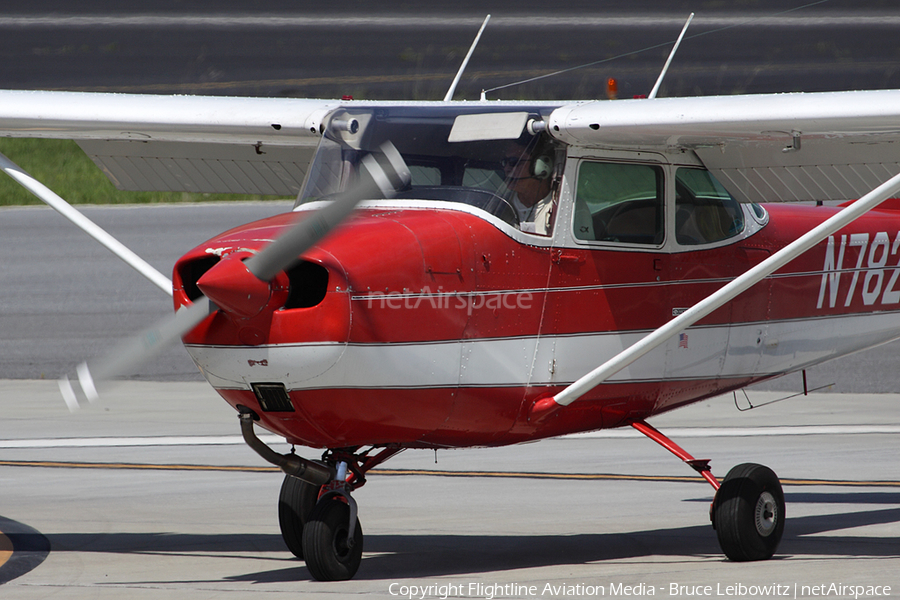 (Private) Cessna 172K Skyhawk (N78253) | Photo 158466