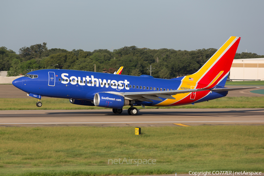 Southwest Airlines Boeing 737-7CT (N7825A) | Photo 182516