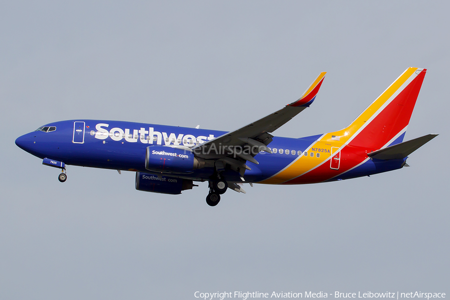Southwest Airlines Boeing 737-7CT (N7825A) | Photo 100538