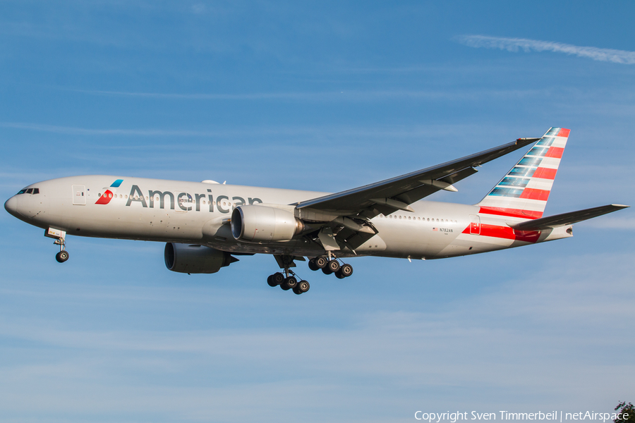 American Airlines Boeing 777-223(ER) (N782AN) | Photo 357593