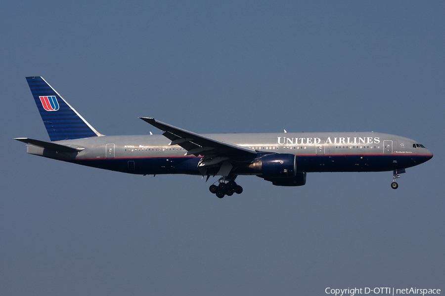United Airlines Boeing 777-222(ER) (N782UA) | Photo 270487