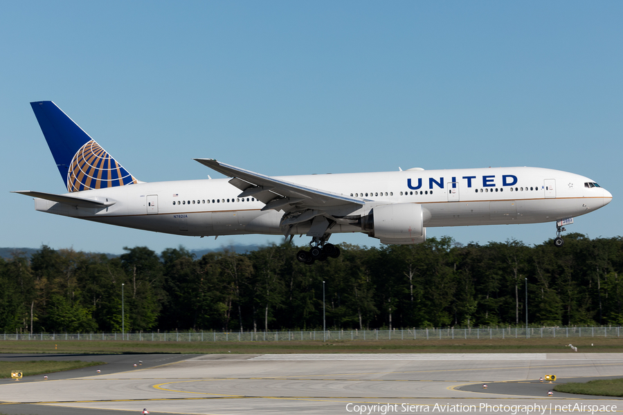 United Airlines Boeing 777-222(ER) (N782UA) | Photo 323292