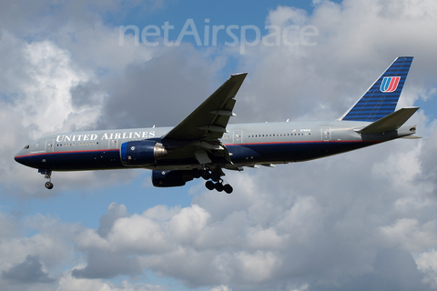 United Airlines Boeing 777-222(ER) (N782UA) at  London - Heathrow, United Kingdom