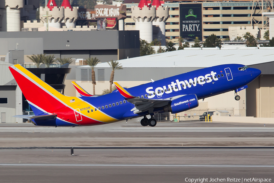 Southwest Airlines Boeing 737-7CT (N7831B) | Photo 96475