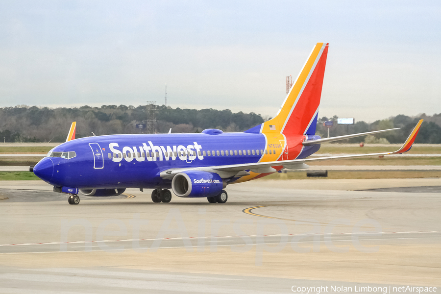 Southwest Airlines Boeing 737-73V (N7839A) | Photo 426774