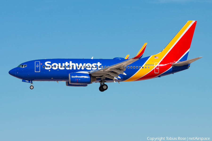 Southwest Airlines Boeing 737-73V (N7839A) | Photo 280677