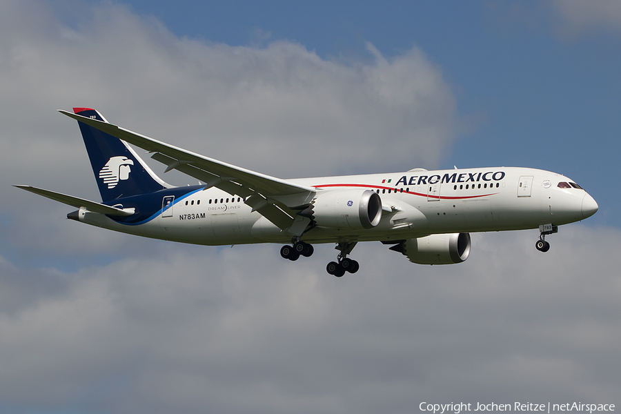 AeroMexico Boeing 787-8 Dreamliner (N783AM) | Photo 109082
