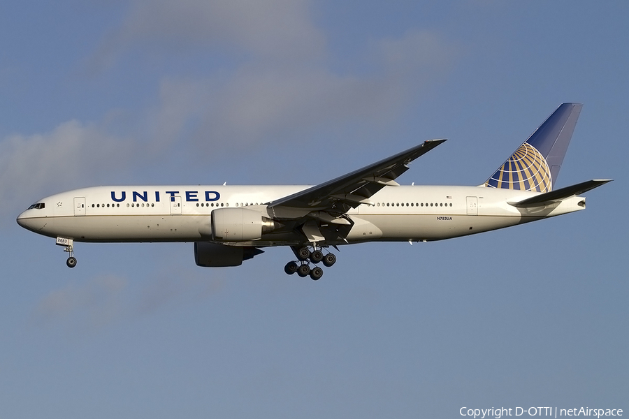 United Airlines Boeing 777-222(ER) (N783UA) | Photo 400699