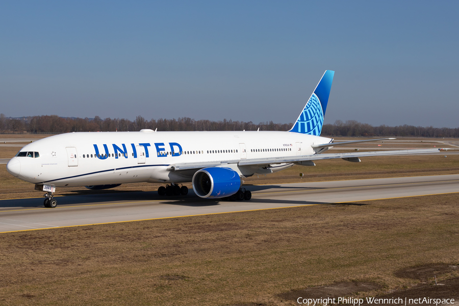 United Airlines Boeing 777-222(ER) (N783UA) | Photo 563907