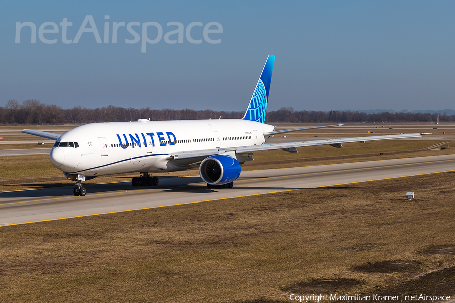 United Airlines Boeing 777-222(ER) (N783UA) | Photo 603417
