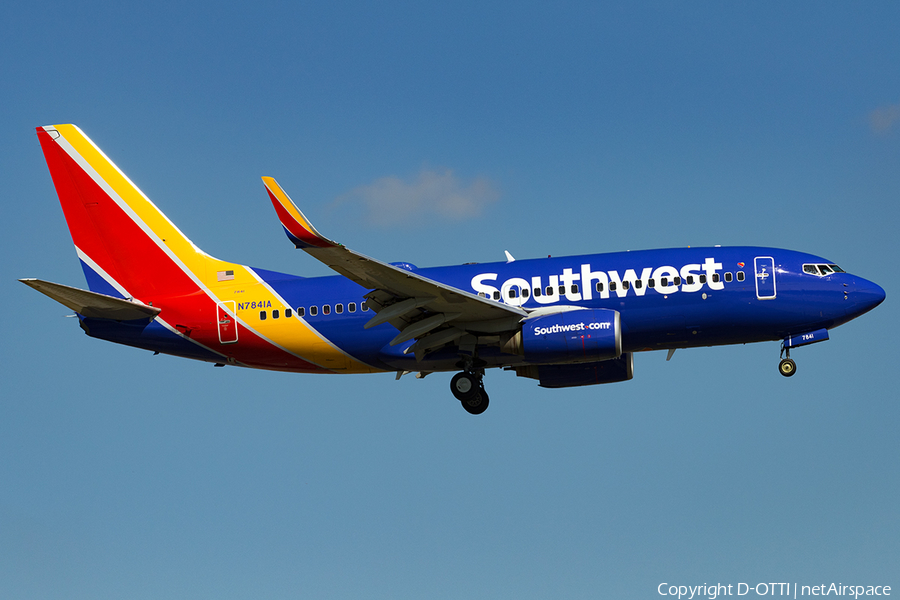 Southwest Airlines Boeing 737-7L9 (N7841A) | Photo 135341