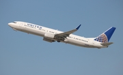 United Airlines Boeing 737-924(ER) (N78438) at  Los Angeles - International, United States