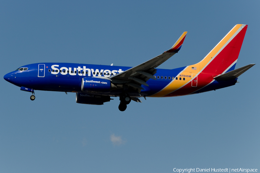 Southwest Airlines Boeing 737-7H4 (N784SW) | Photo 446831