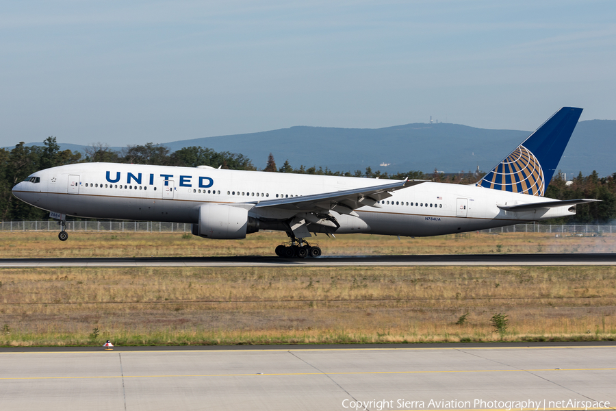 United Airlines Boeing 777-222(ER) (N784UA) | Photo 349786