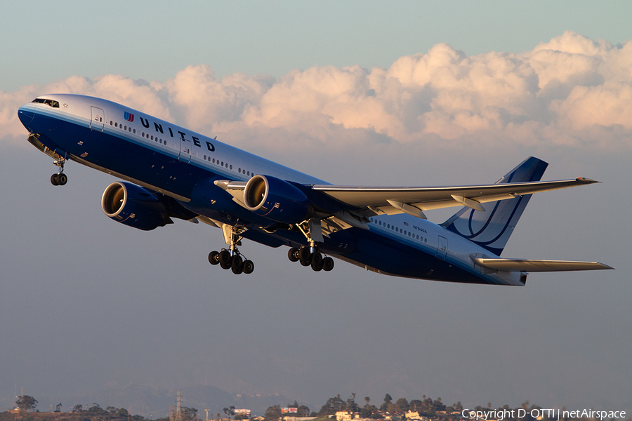 United Airlines Boeing 777-222(ER) (N784UA) | Photo 337381
