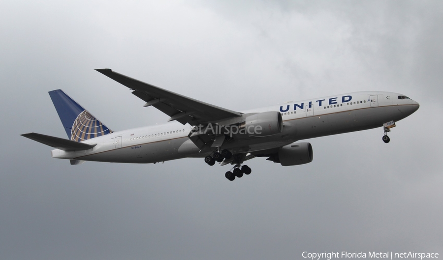 United Airlines Boeing 777-222(ER) (N784UA) | Photo 305619