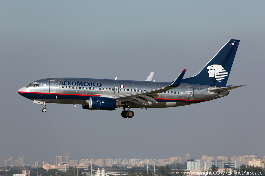 AeroMexico Boeing 737-752 (N784XA) | Photo 13980